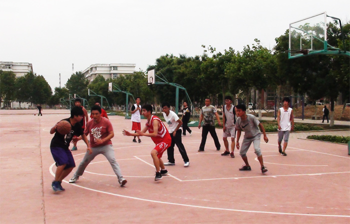汽车学院篮球赛.jpg