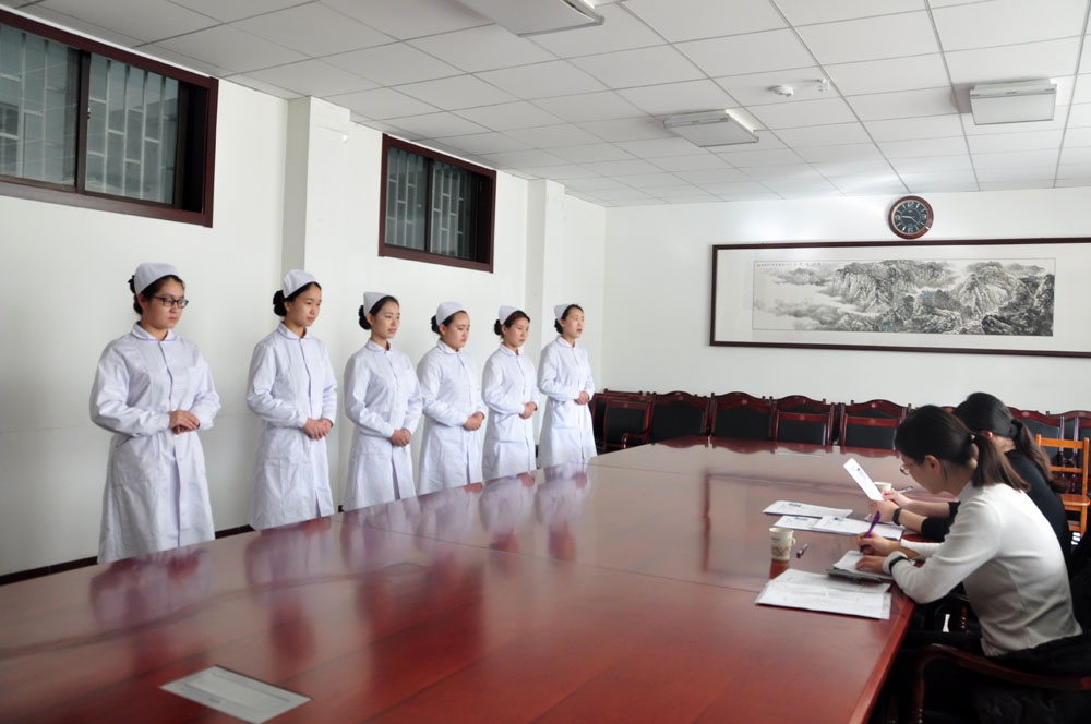 三博面试 0082222.jpg