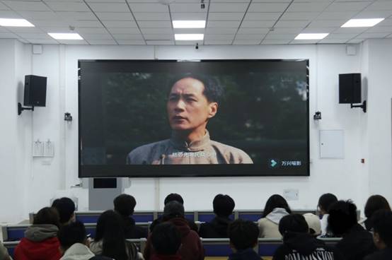 说明: 07A4C1147C666D749F4A4D189672A269