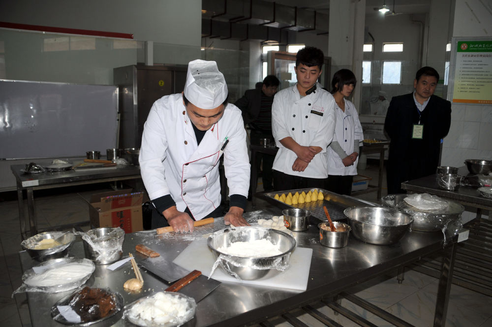 pp市2014年度“聊职杯”职业技能大赛我院赛区项目结束 (2).jpg