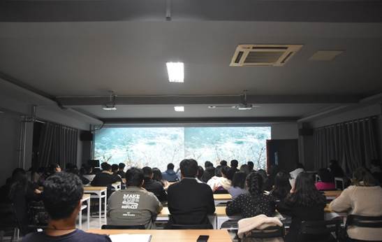 说明: D:\十一月份工作\入党积极分子培训\入党积极分子培训\11.10观看电影照片\EE4714D5C710C2B9367CB5EE5652F77A.png