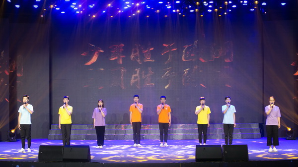 参演2--.jpg